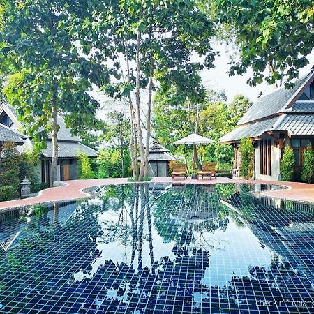 Ruean Racha Hotel Chiang Mai Exterior photo