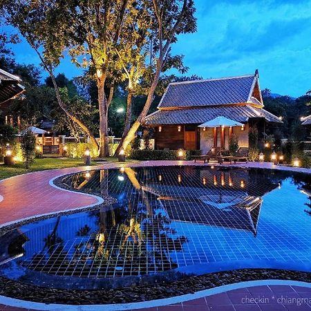 Ruean Racha Hotel Chiang Mai Exterior photo
