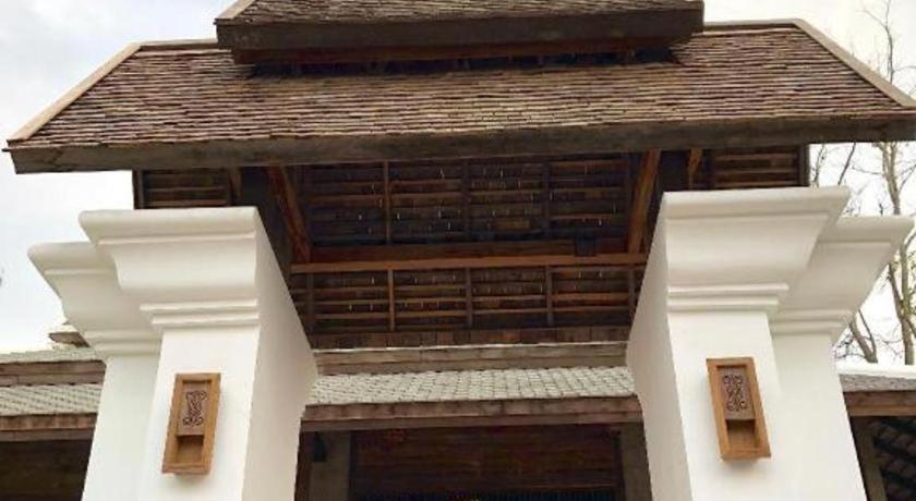 Ruean Racha Hotel Chiang Mai Exterior photo